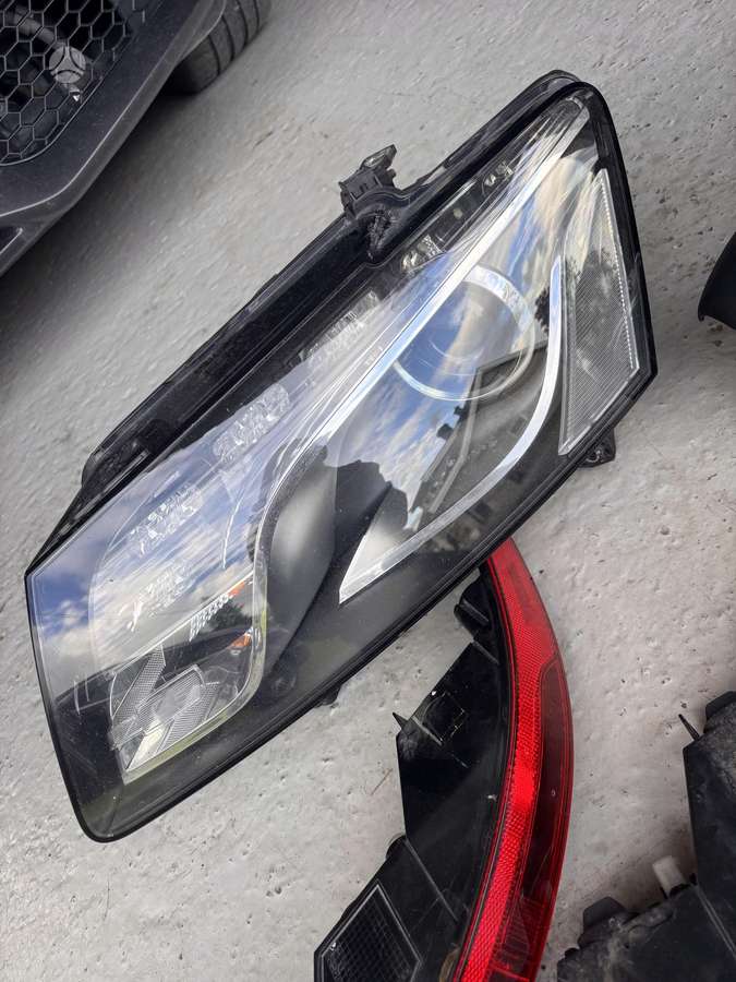 Audi A4 lights