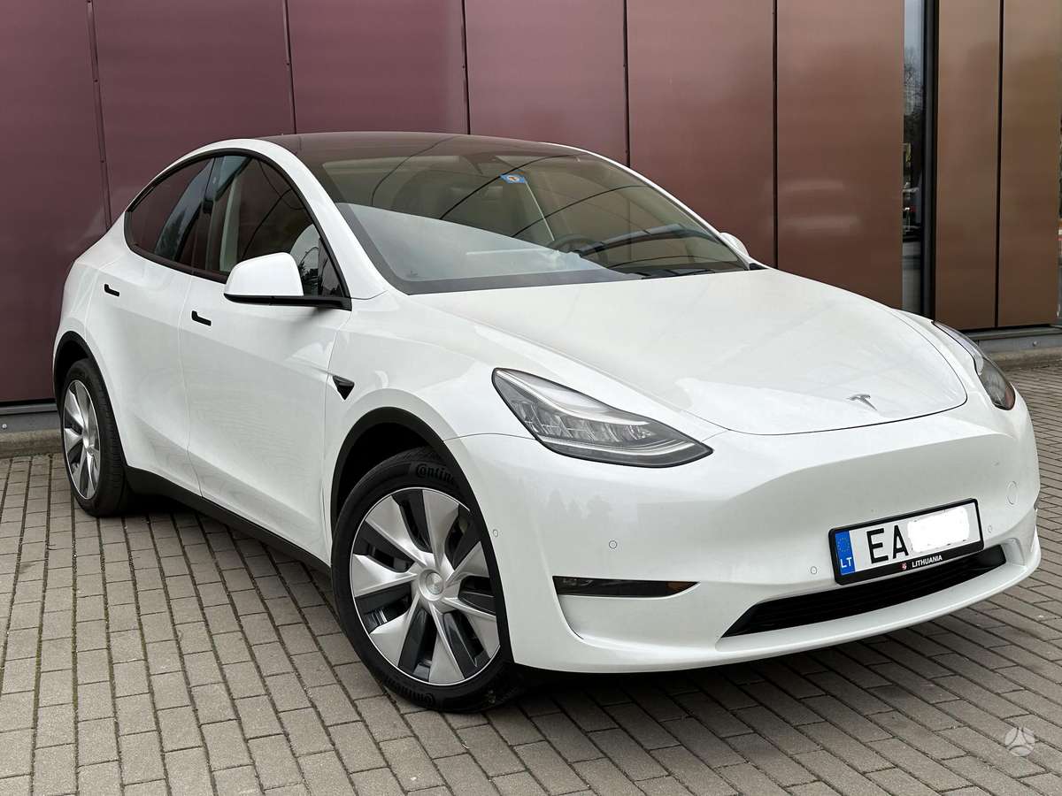 Tesla Model Y, 75 kWh, off-road / crossover