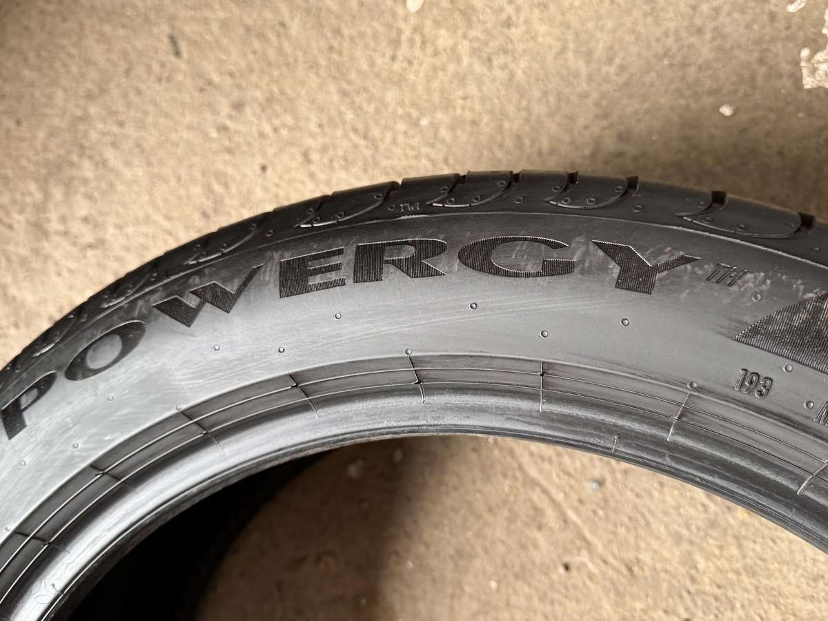 Pirelli Powergy, летние 215/50 R18