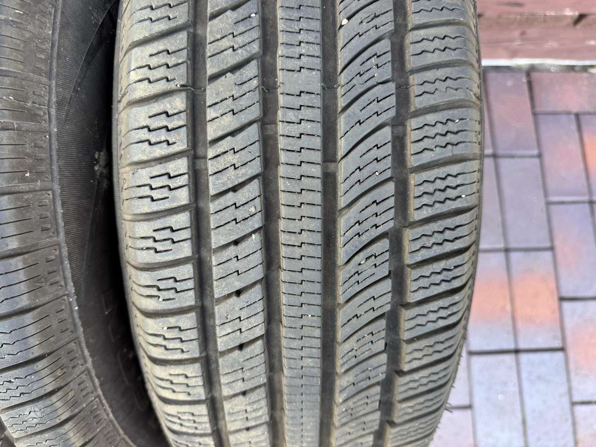 Ovation VI-782 AS, universalios 215/65 R16
