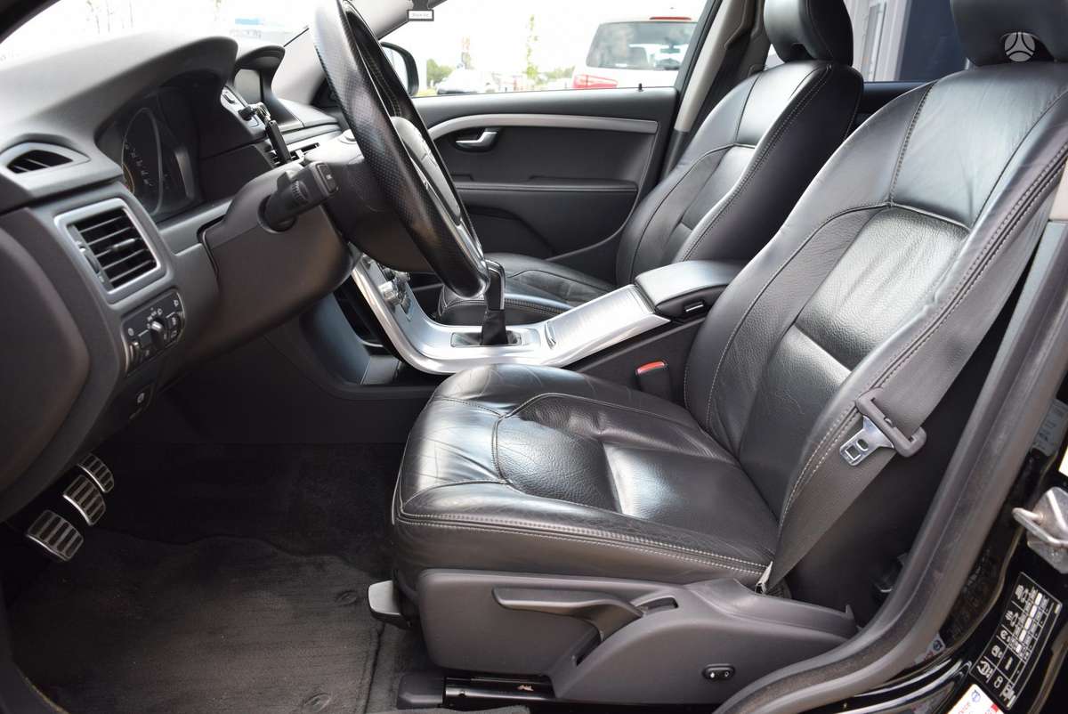 Volvo V70 - 9