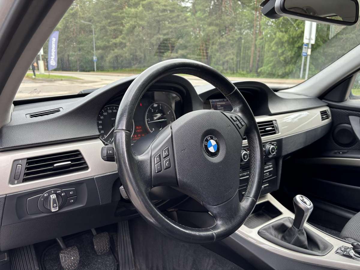 BMW 320, 2.0 l., Универсал