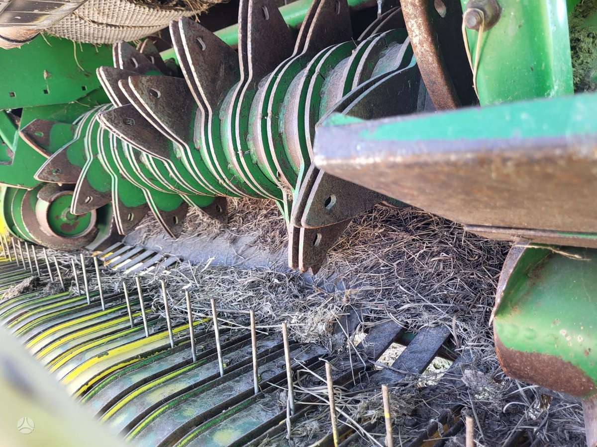 John Deere 590, прессы