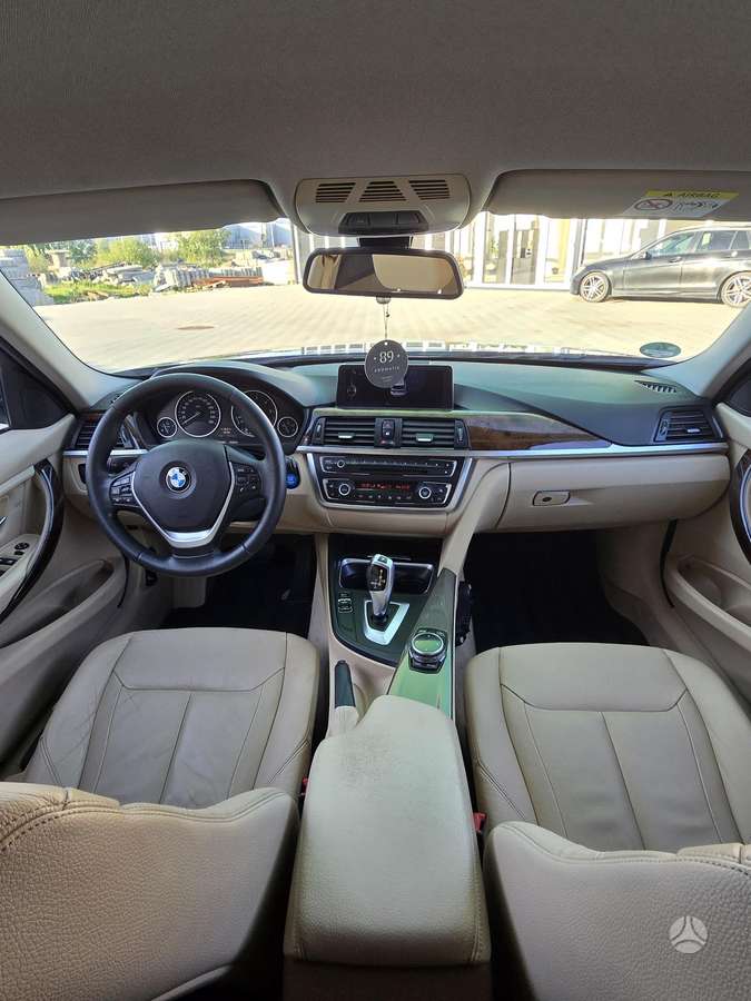 BMW 320, 2.0 l., wagon