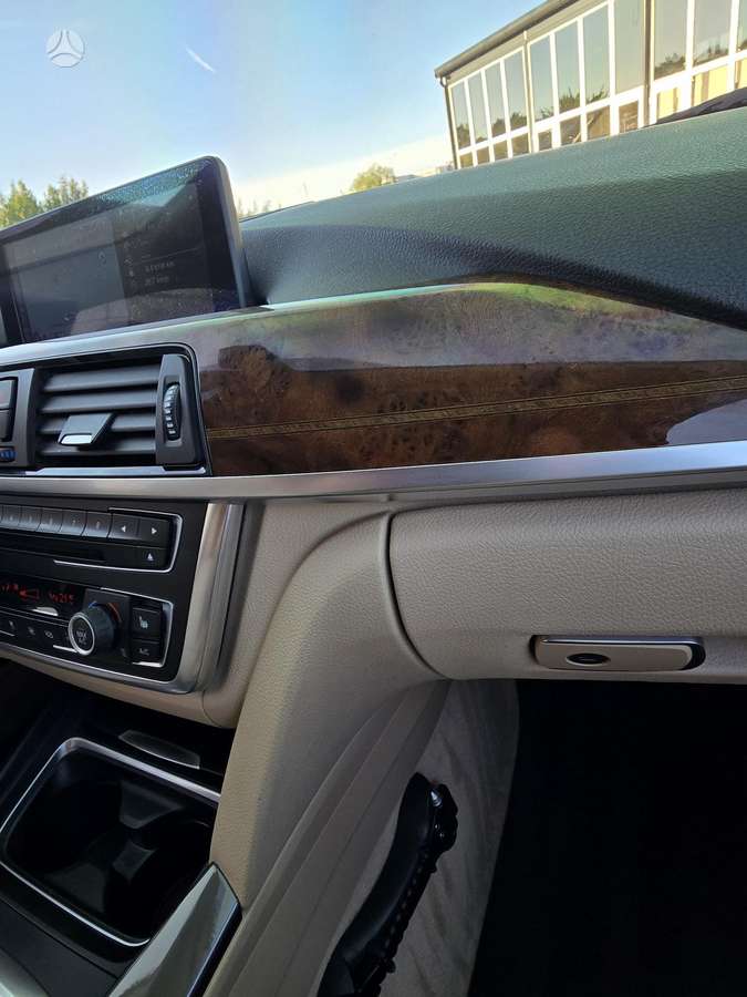 BMW 320, 2.0 l., wagon