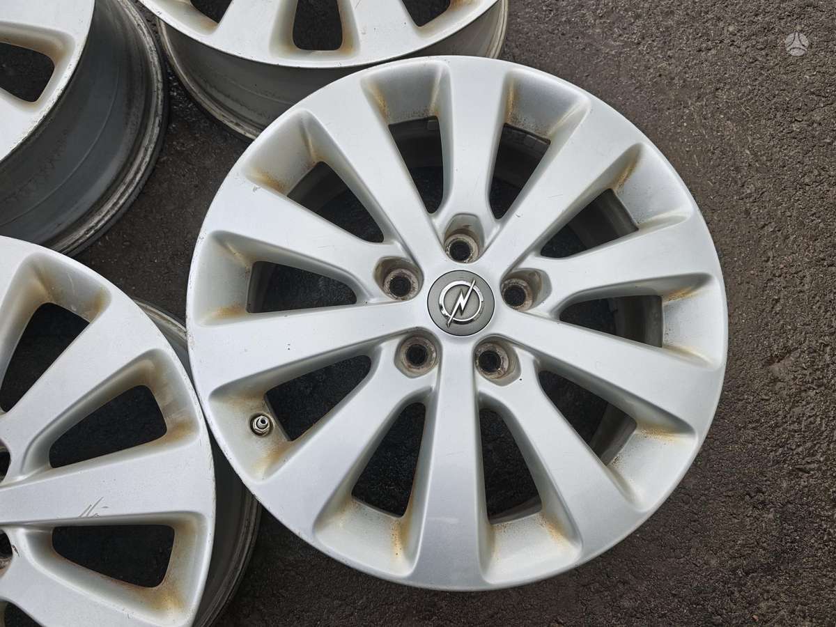 Opel Astra, lengvojo lydinio, R17