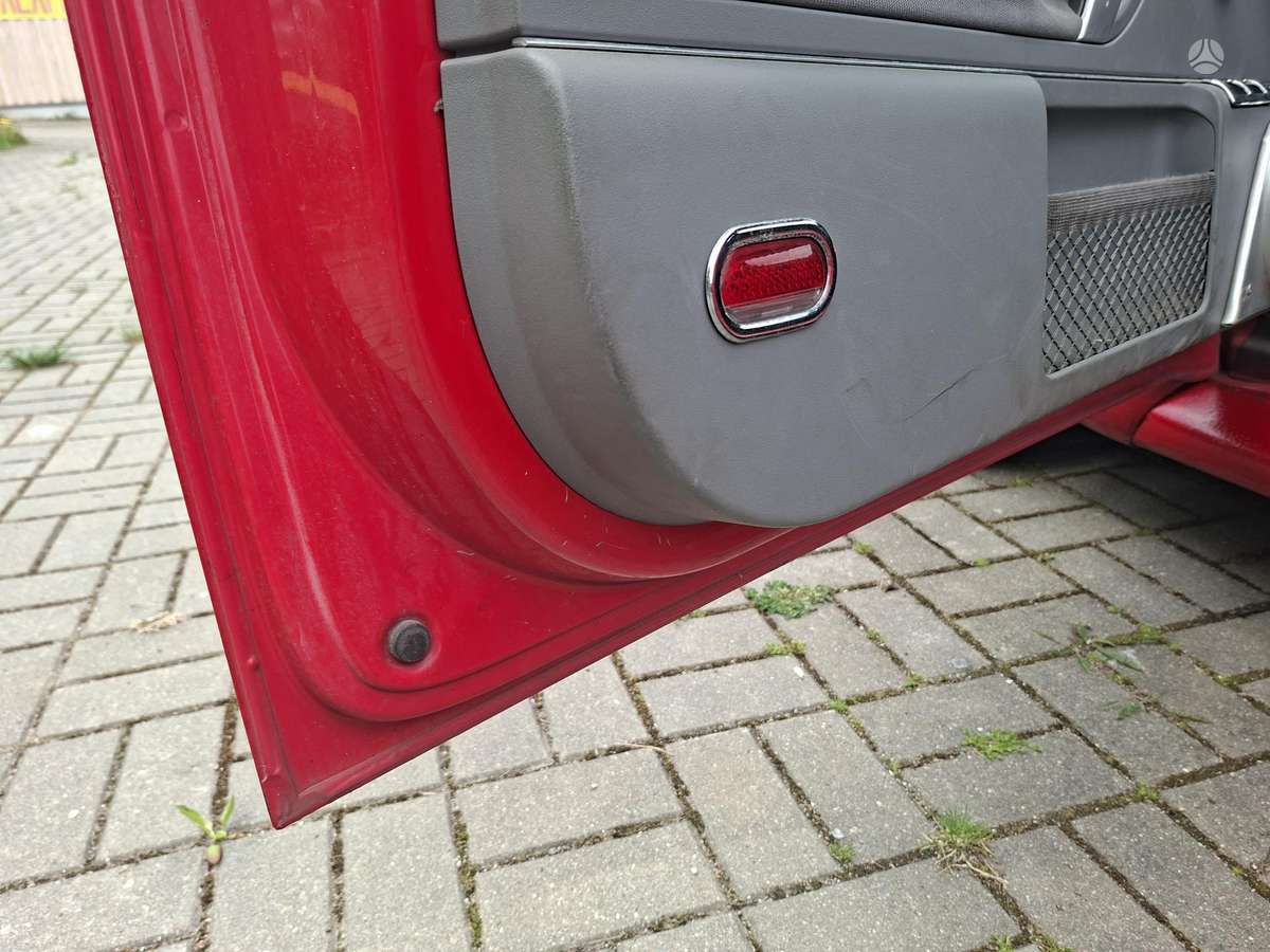 Volkswagen Beetle, 2.0 l., hatchback