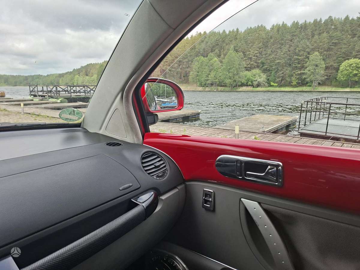 Volkswagen Beetle, 2.0 l., hatchback
