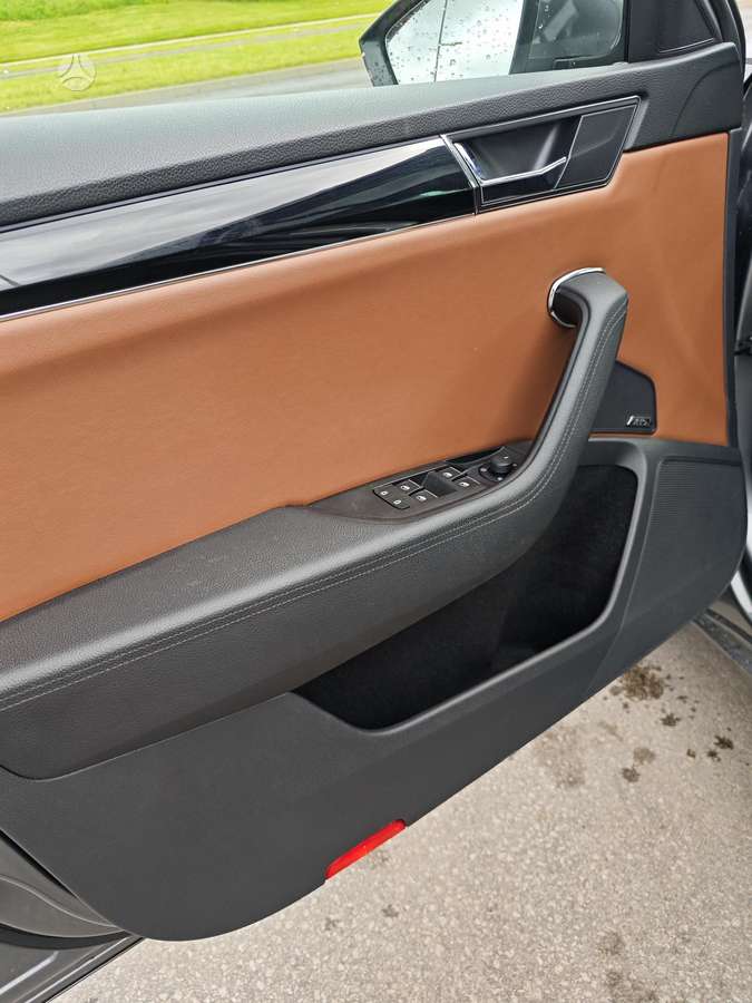 Skoda Superb, 2.0 l., Универсал