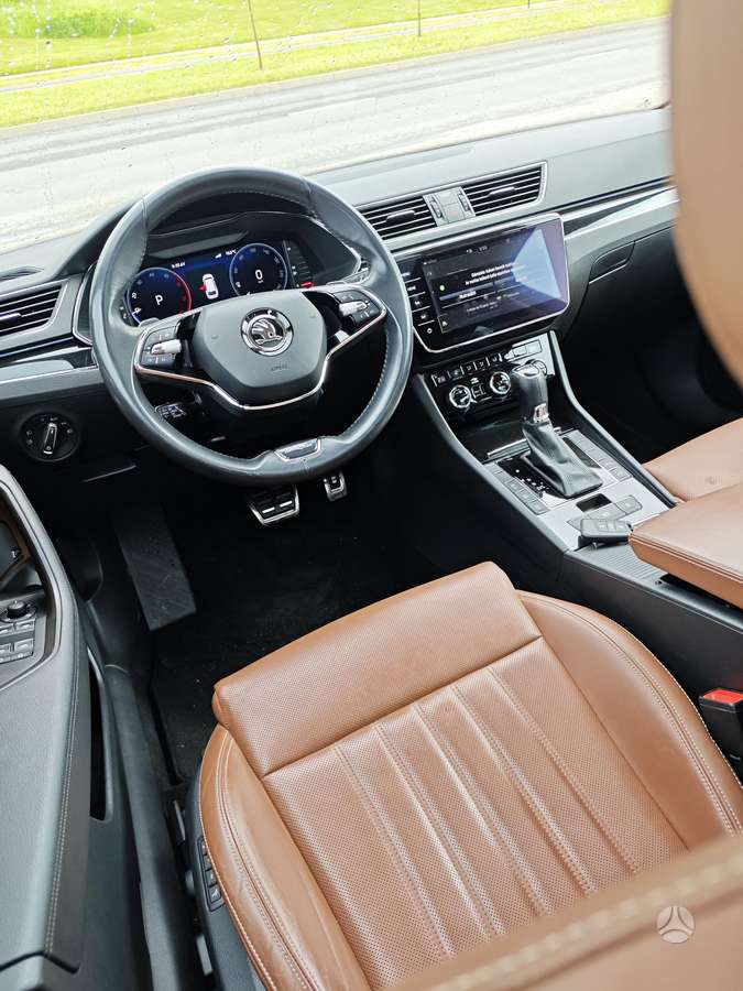 Skoda Superb, 2.0 l., Универсал