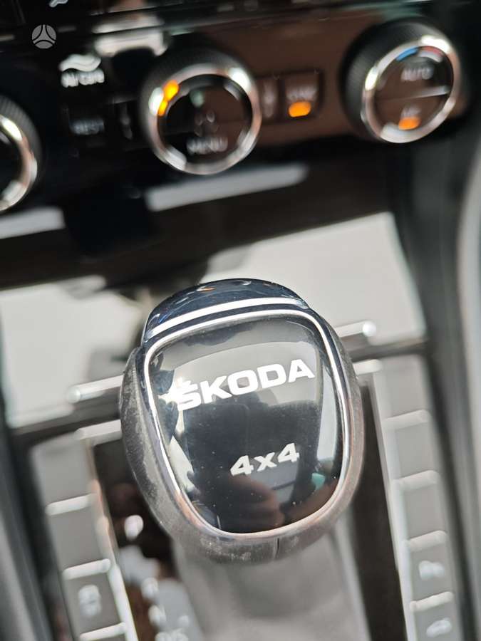 Skoda Superb, 2.0 l., Универсал