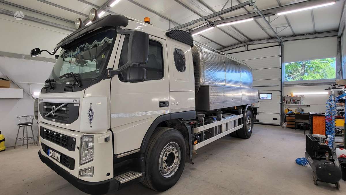Volvo FM9 420, молоковозы