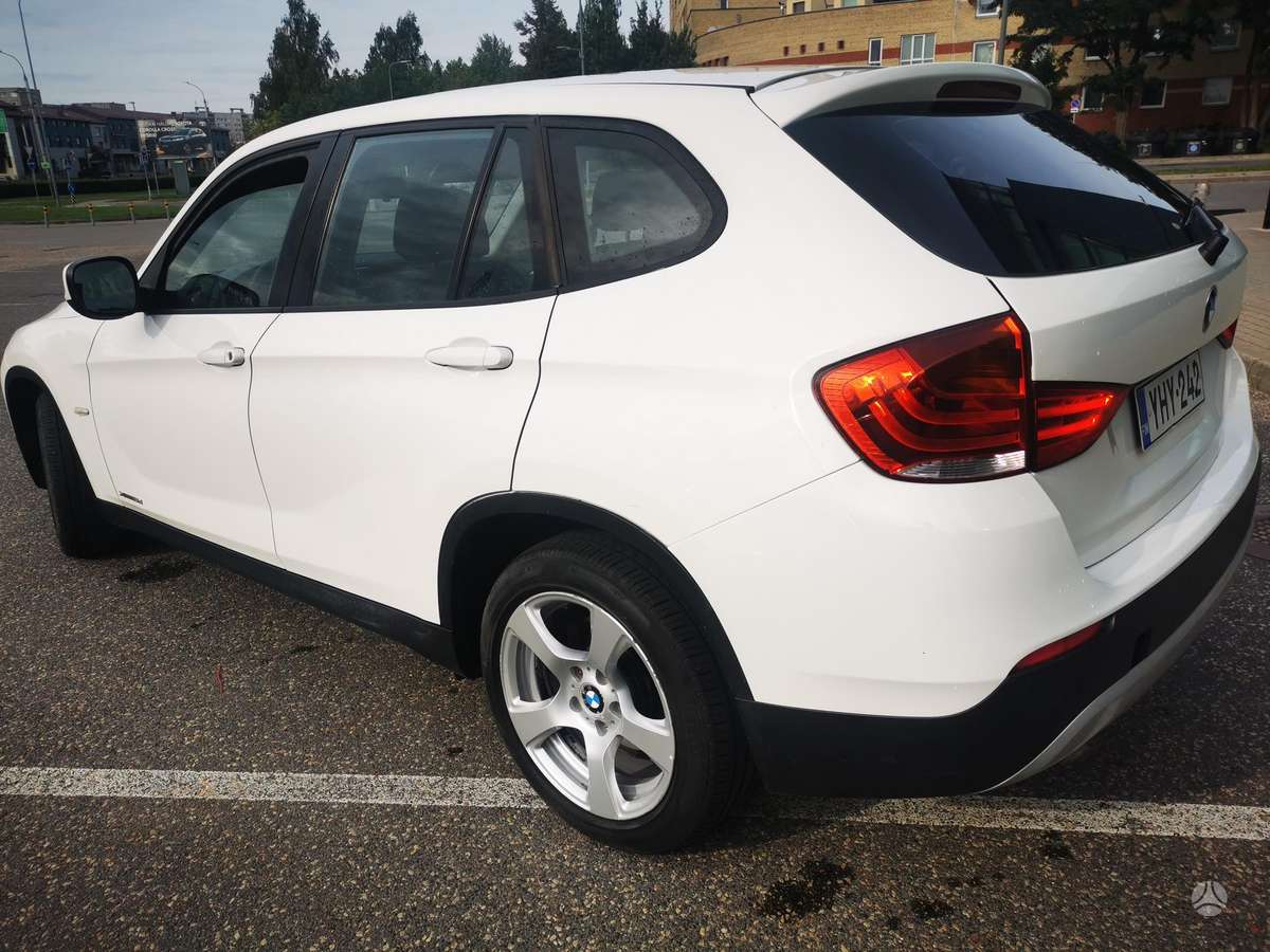BMW X1, 2.0 l., Минивэн