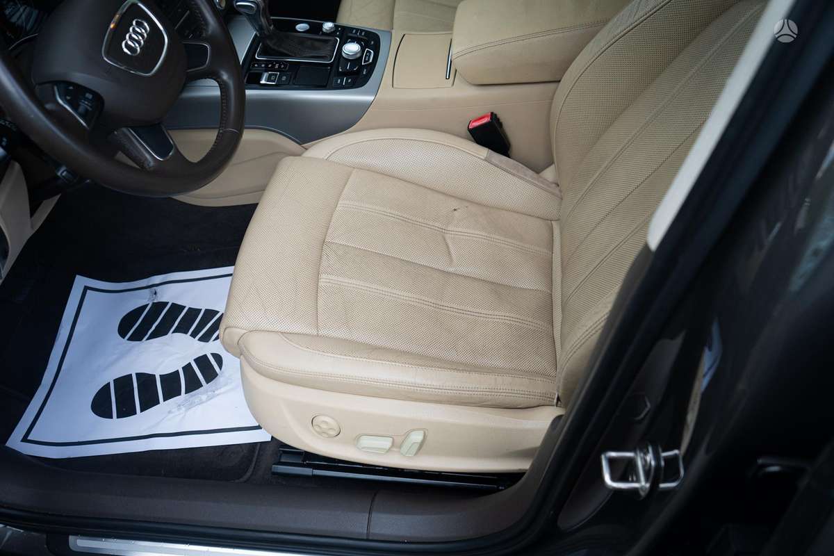 Audi A6, 3.0 l., Универсал