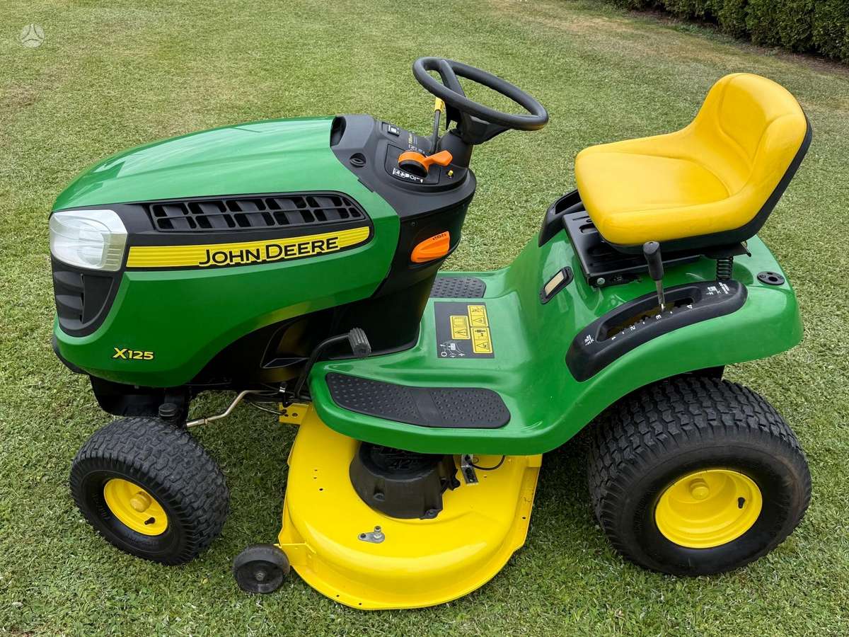 John Deere X125, sodo traktoriai