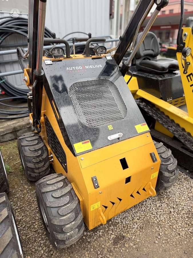 ENZO HTS380, mini loaders