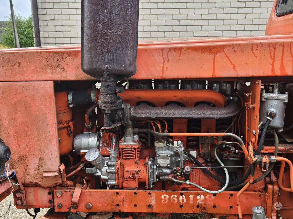 T40 T40, traktoriai