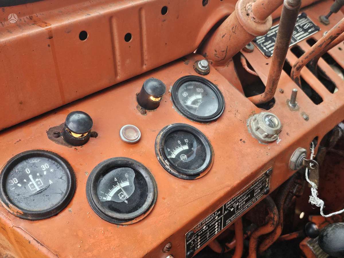 T40 T40, tractors
