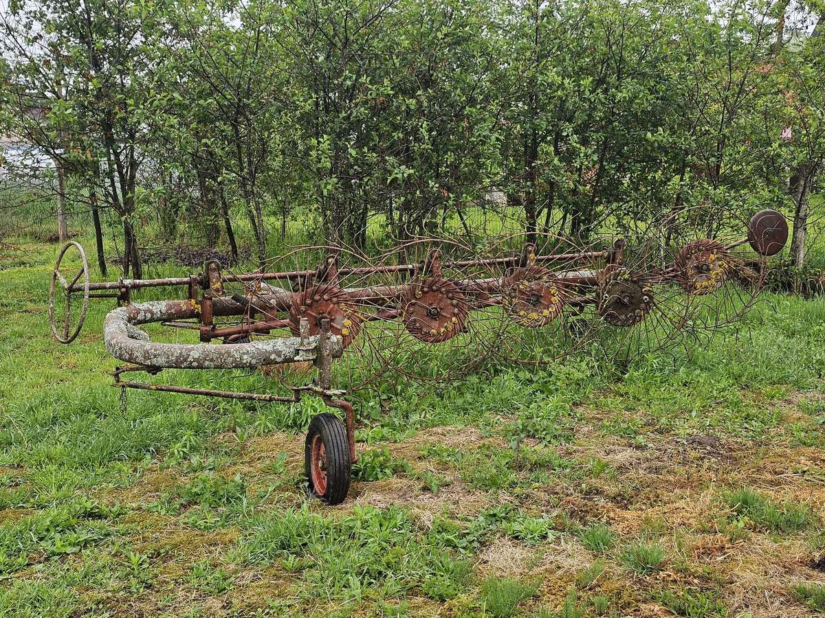 T40 T40, tractors
