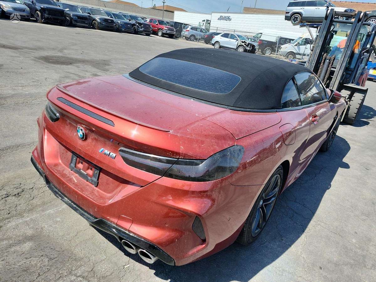 BMW M8, convertible