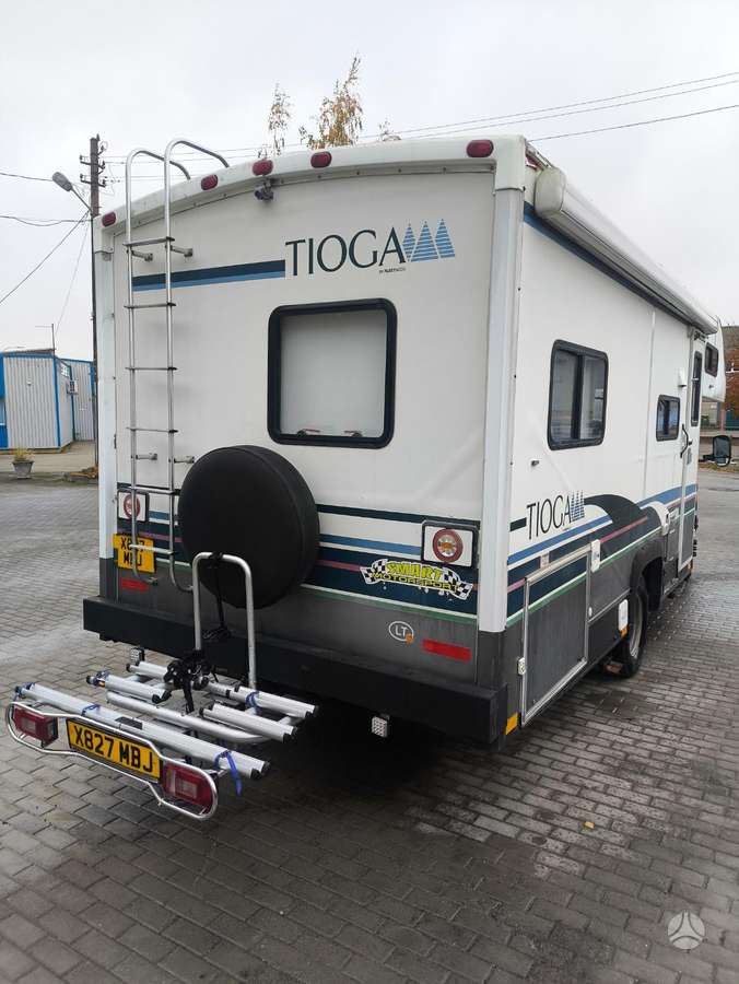 Ford E350, campers