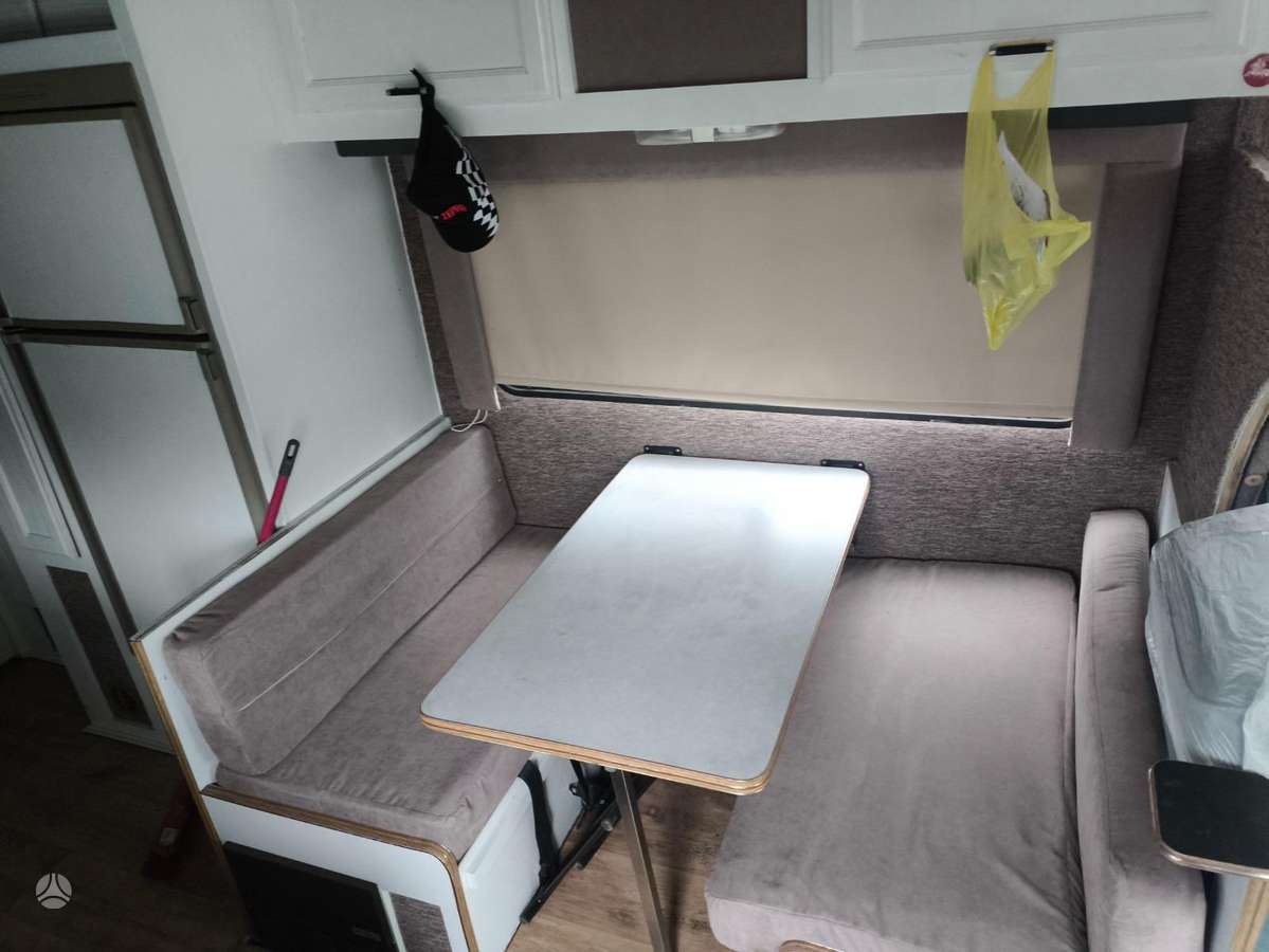 Ford E350, campers