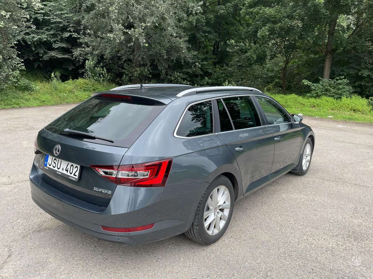 Skoda Superb, 1.8 l., Универсал
