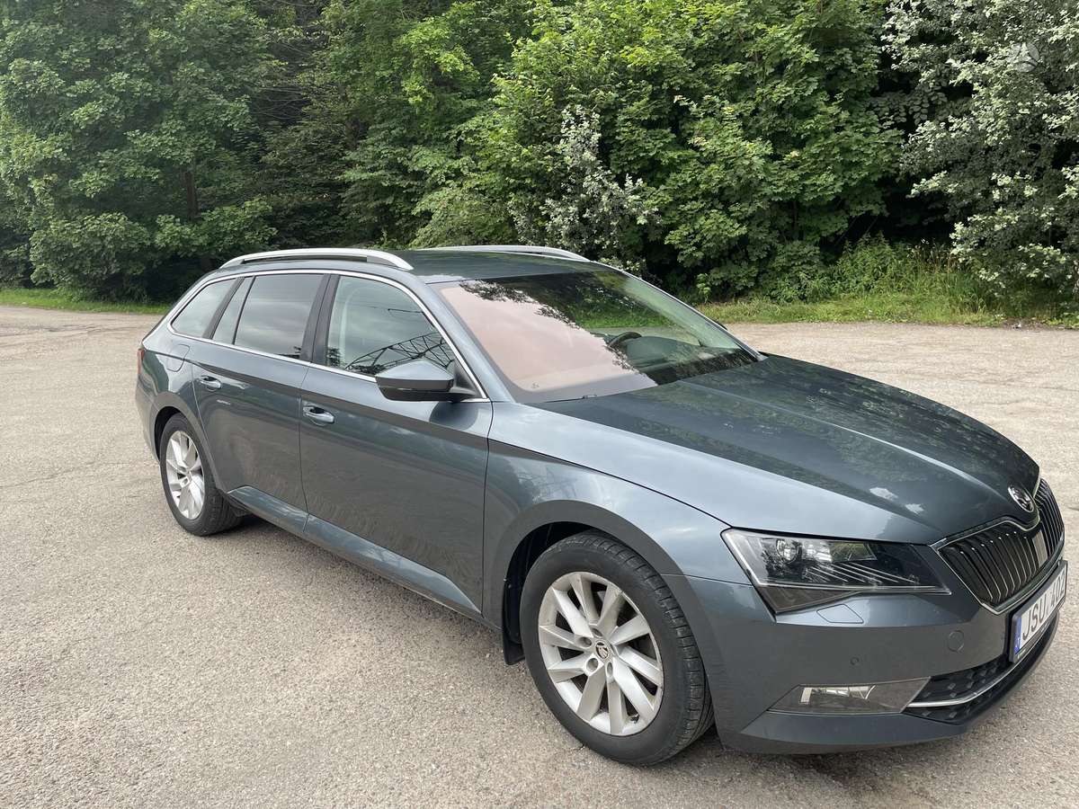 Skoda Superb, 1.8 l., wagon