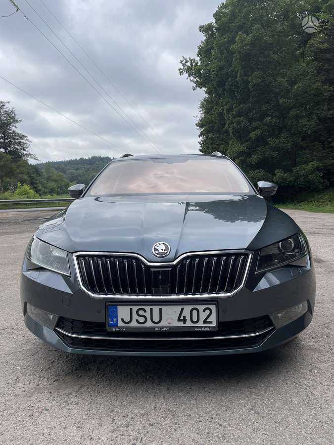 Skoda Superb, 1.8 l., Универсал