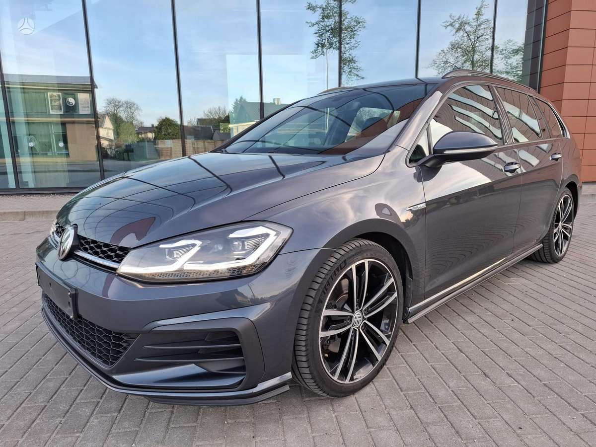 Volkswagen Golf - 5