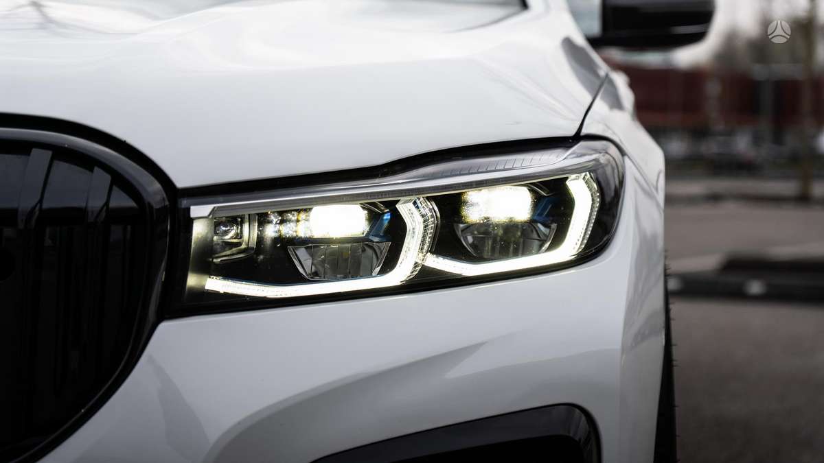 BMW 740, 3.0 l., Седан