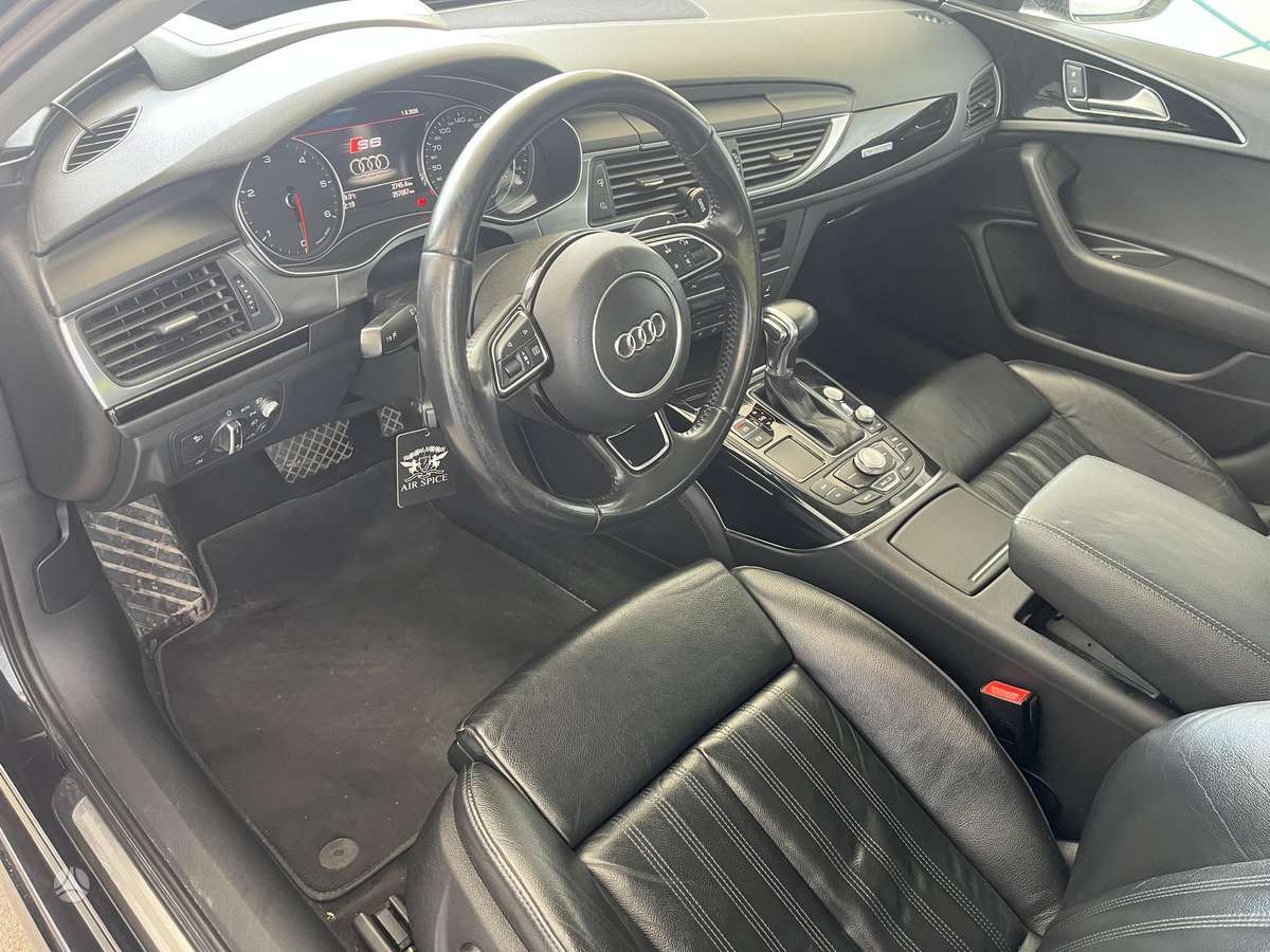Audi A6, 3.0 l., Седан