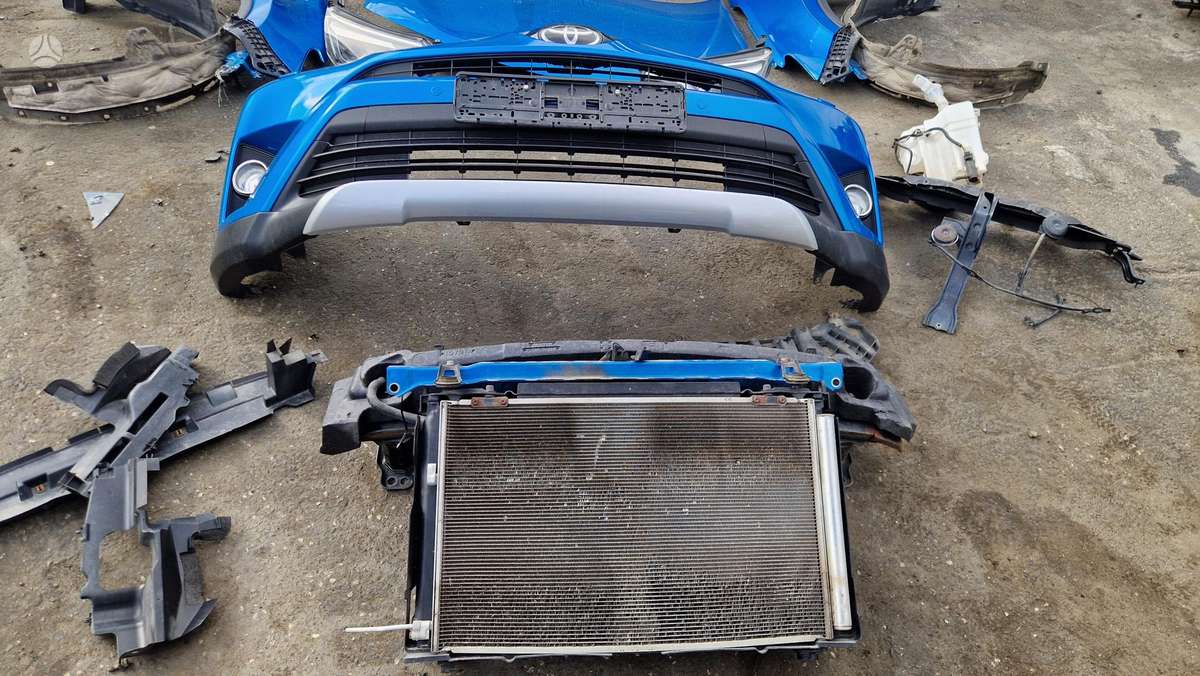 Toyota RAV4 по частям