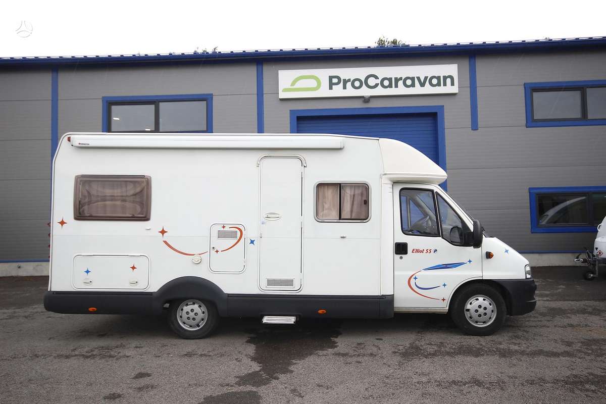 CI International Elliot 55 P, campers
