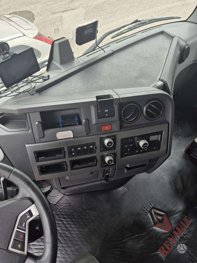 Renault T520, double sleeper