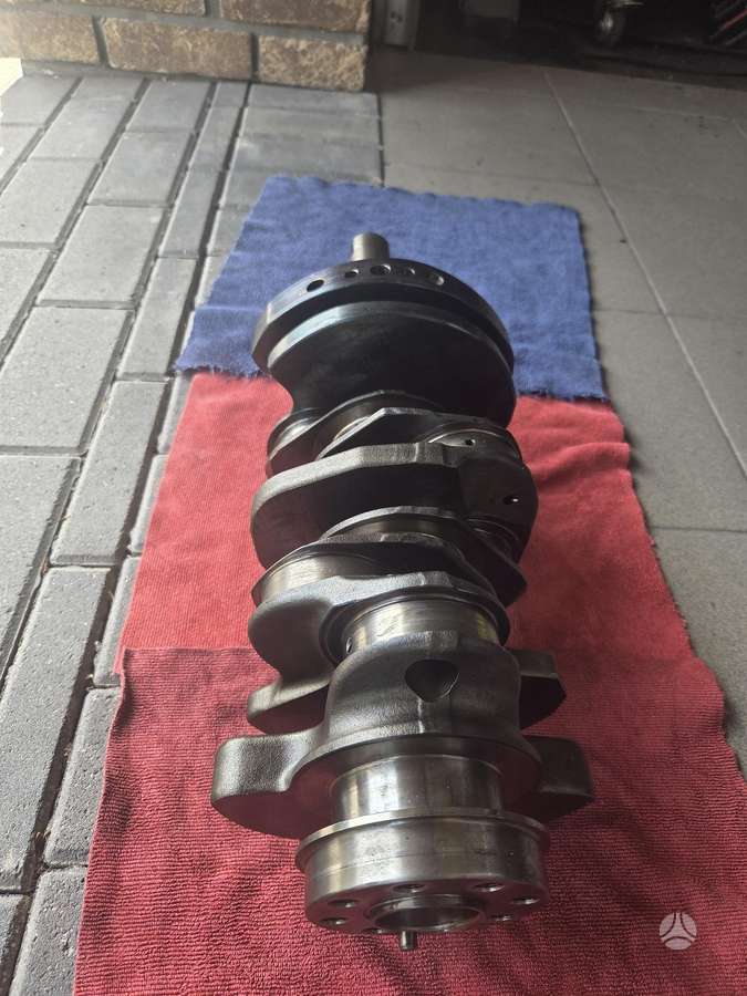 Nissan Pathfinder engine parts