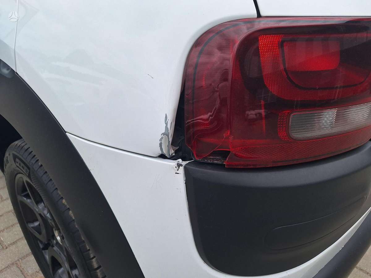Citroen C4 Cactus, 1.2 l., Хэтчбек