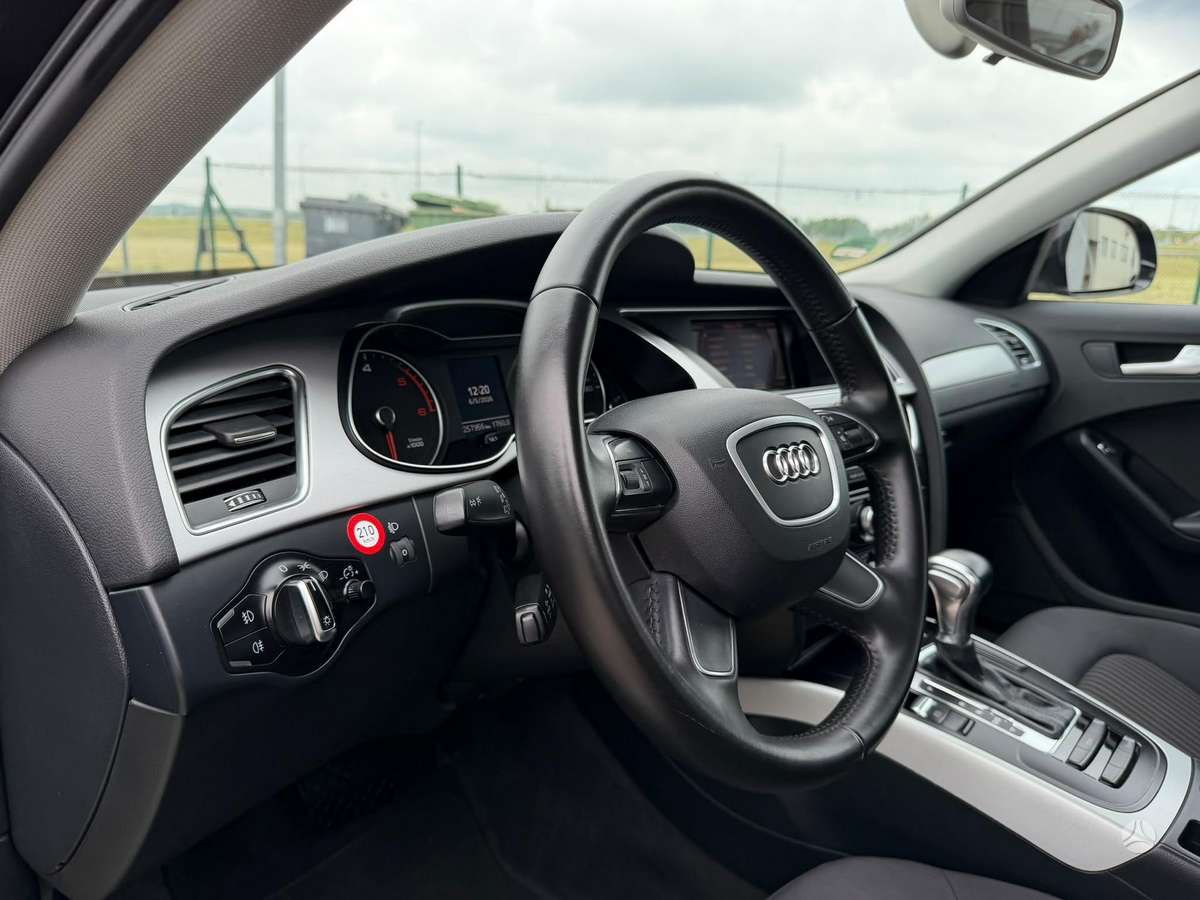 Audi A4, 2.0 l., Универсал
