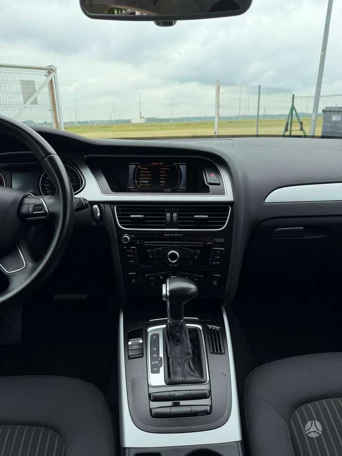Audi A4, 2.0 l., universalas