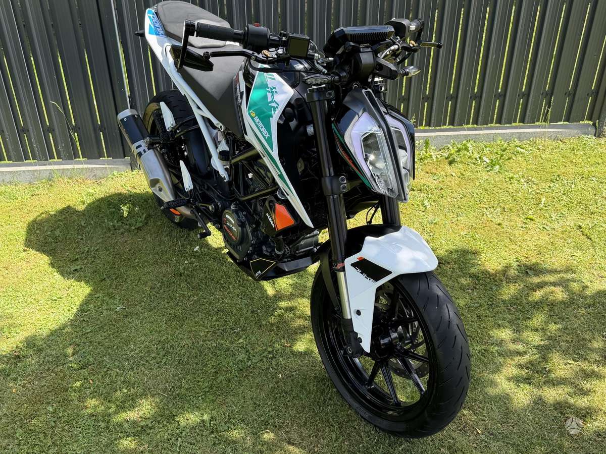 KTM Duke 125cc, street / classic
