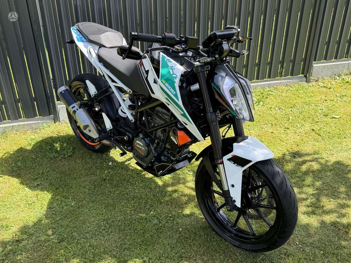 KTM Duke 125cc, street / classic