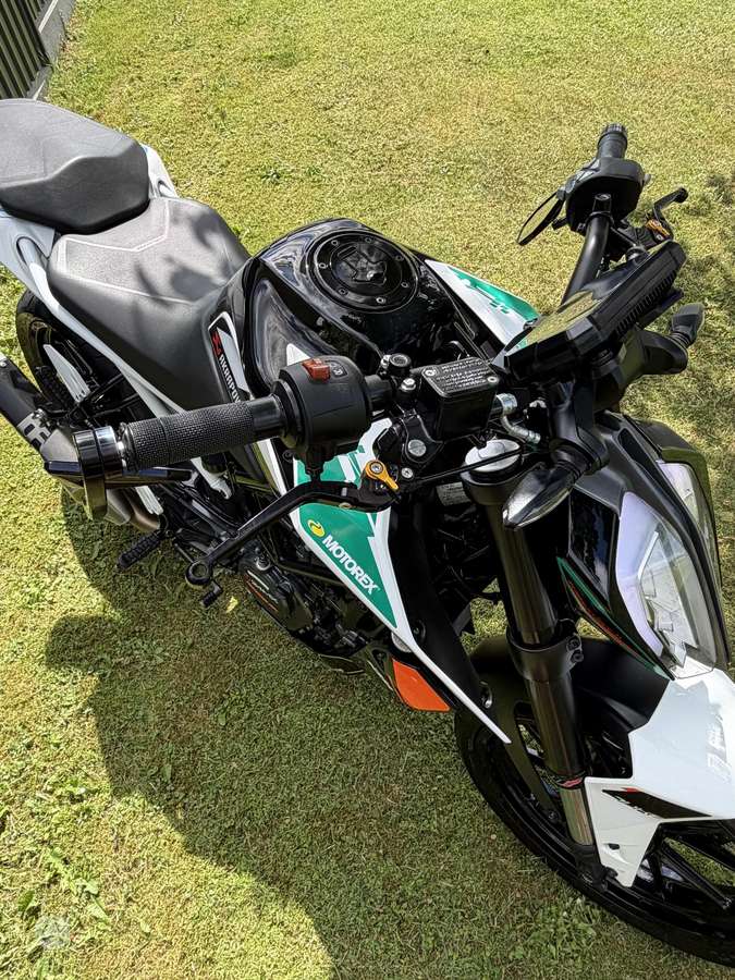 KTM Duke 125cc, street / classic