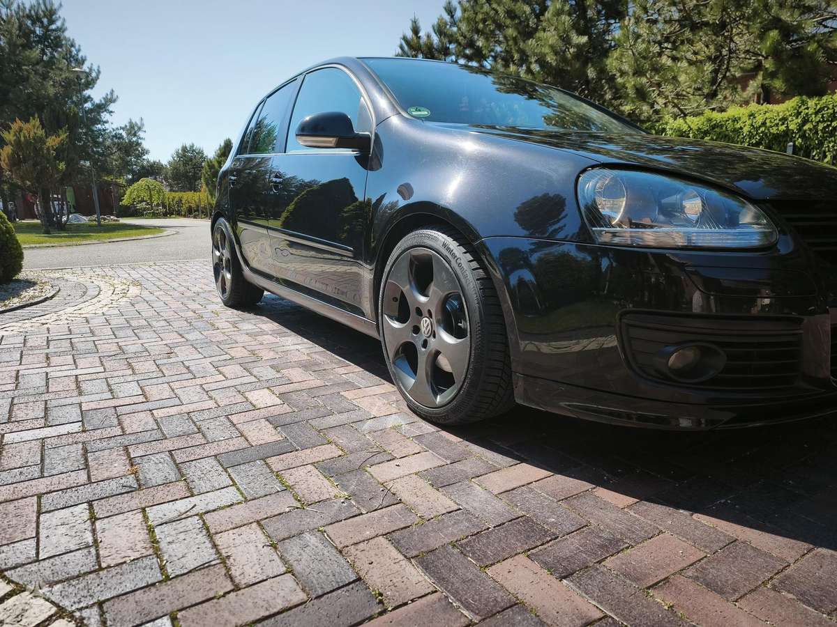 Volkswagen Golf - 4