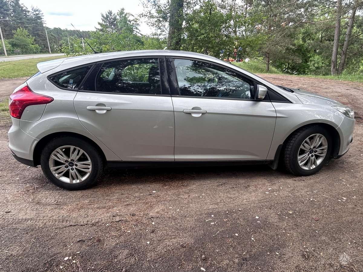 Ford Focus, 1.0 l., hatchback