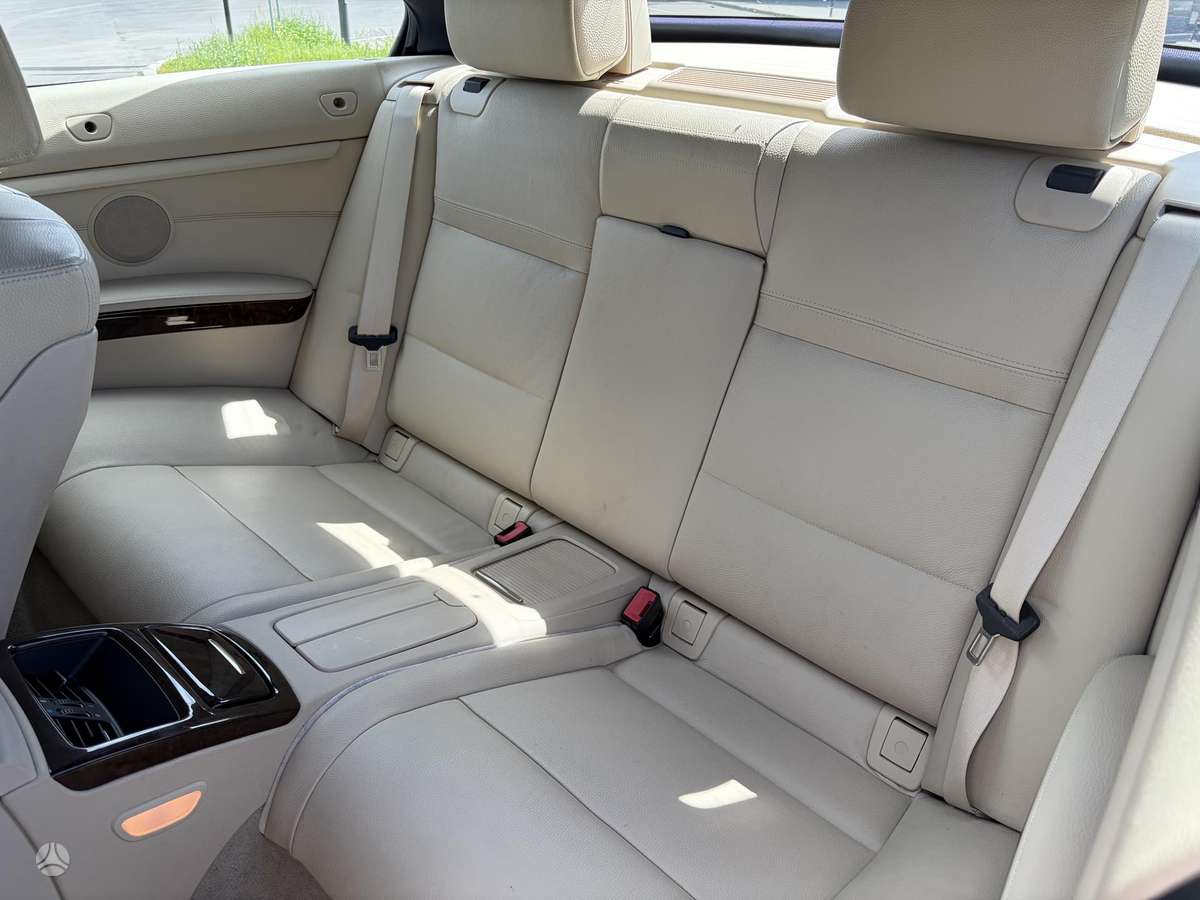 BMW 335, 3.0 l., convertible