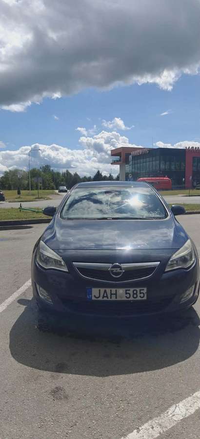 Opel Astra, 1.7 l., hatchback