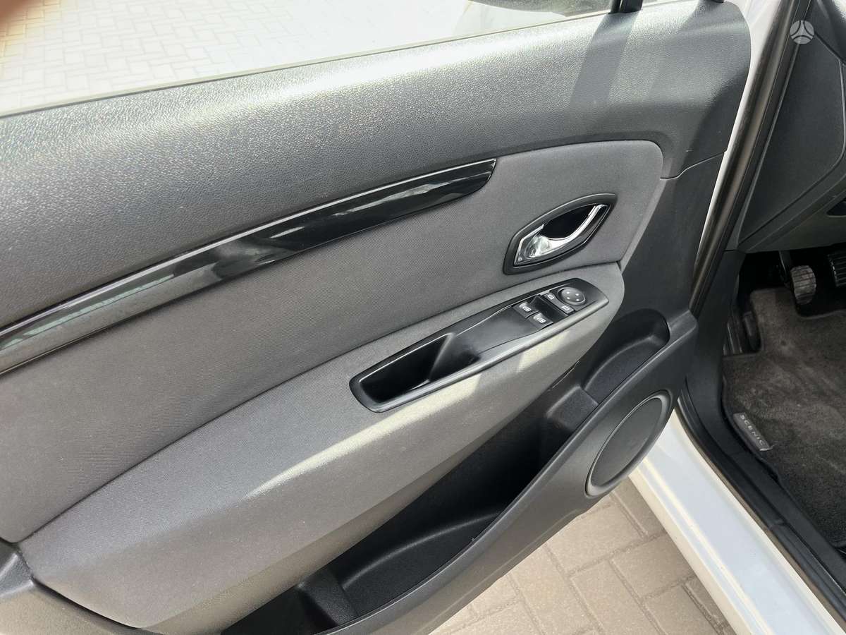 Renault Scenic, 1.5 l., Минивэн
