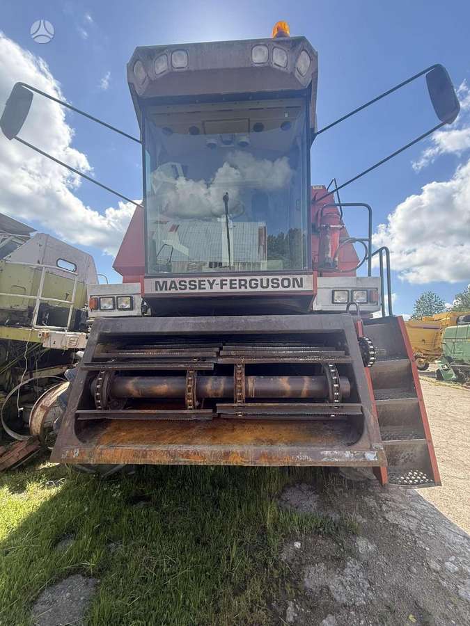 Massey Ferguson 38, combine harvesters