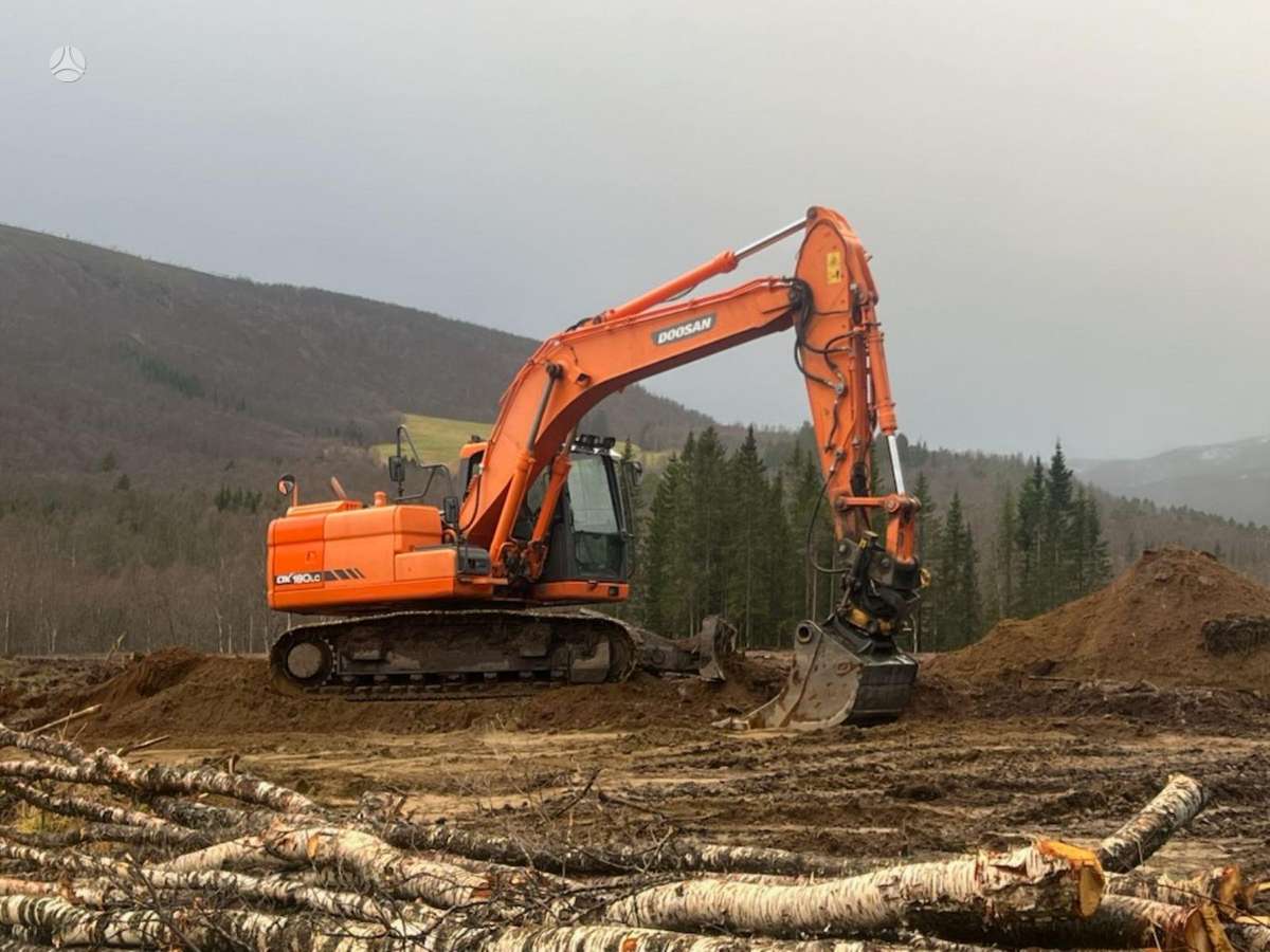 Doosan DX 180 LC, экскаваторы