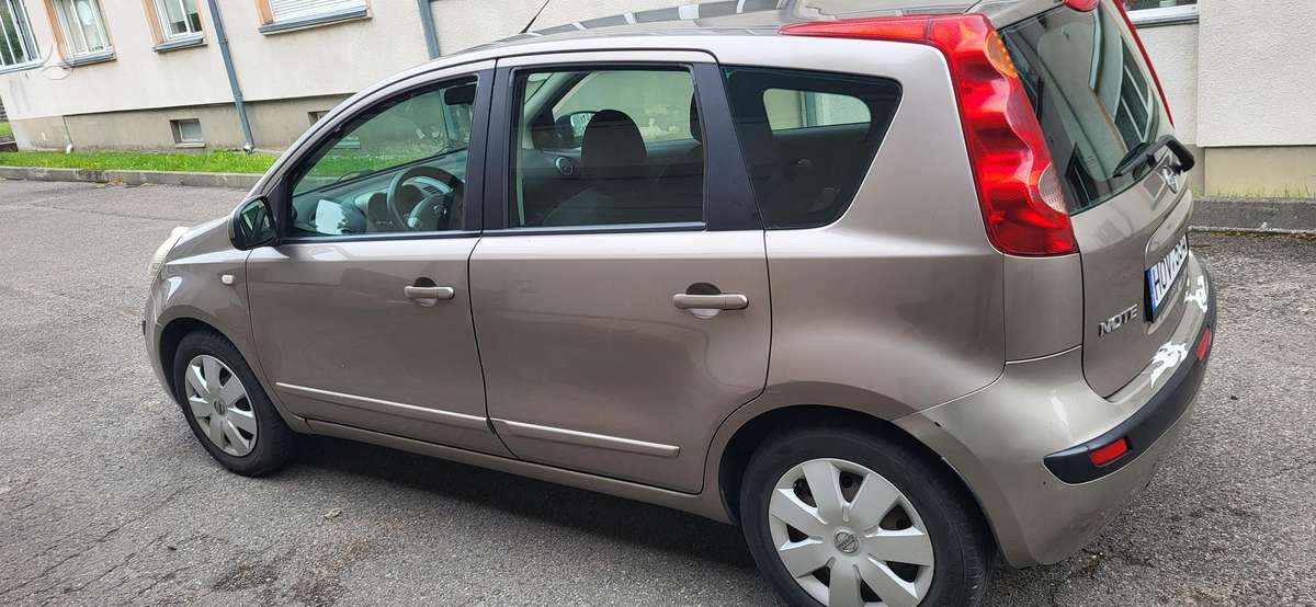 Nissan Note, 1.4 l., Хэтчбек